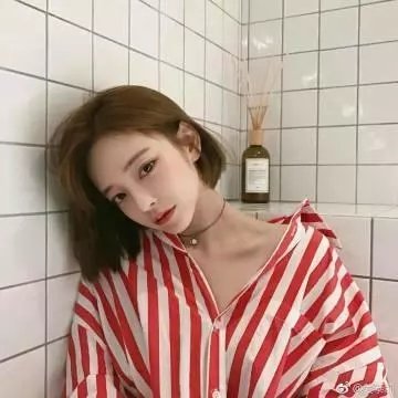 黄阿丽：小眼镜蛇